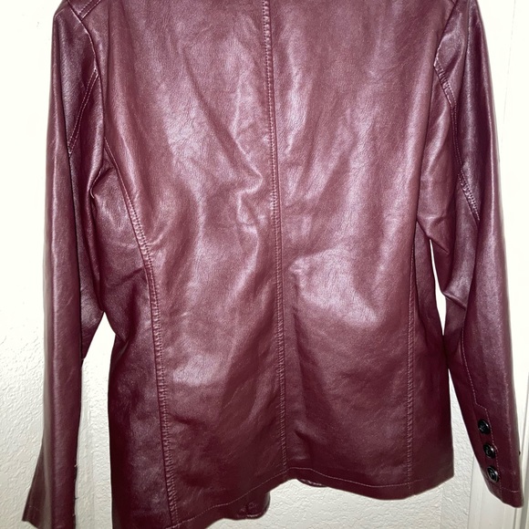Darkish Red Maroon Mens Leather Jacket Medium - Picture 3 of 3